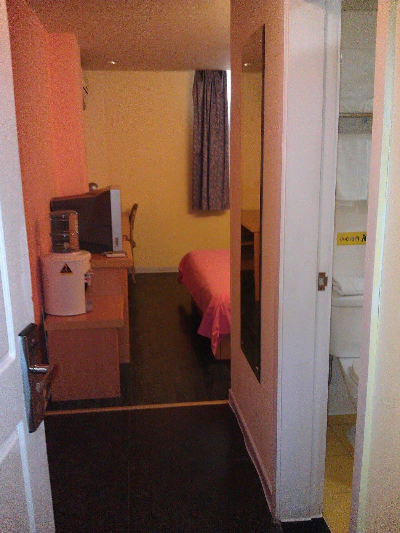 Home Inn Cantão Exterior foto